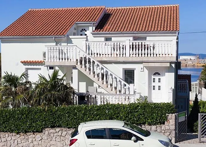 Seaview 3623-4 아파트 *